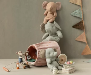 Amis du safari, Éléphant moyen - Gris – Image 2