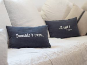 COUSSIN 25*40 PAIRE PAPA – Image 3