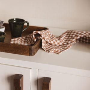 SERVIETTE DE TABLE VICHY - BRIQUE – Image 3