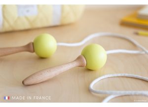 Corde à sauter Jaune de Nobodinoz – Image 5