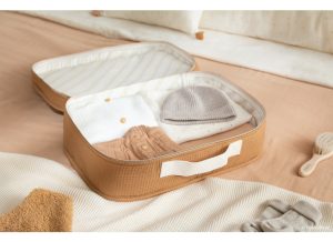 Valise de maternité pour bébé Victoria – Ocre de Nobodinoz – Image 5
