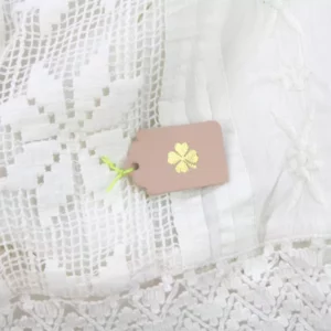 BROCHE TREFLE ROSE