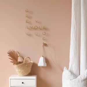 Clou mural en laiton - Lettre "C" – Image 2
