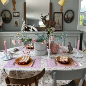 SERVIETTE DE TABLE BRODÉE  "TRÉSOR" - MOUTARDE – Image 2