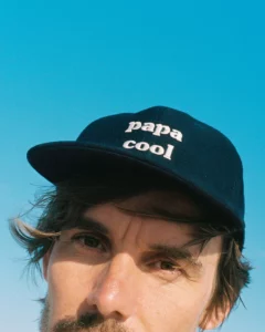 La casquette brodée Papa cool - charbon – Image 4