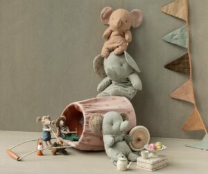 Safari friends, Petit éléphant rose – Image 2
