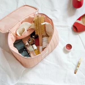 Vanity – Image 3