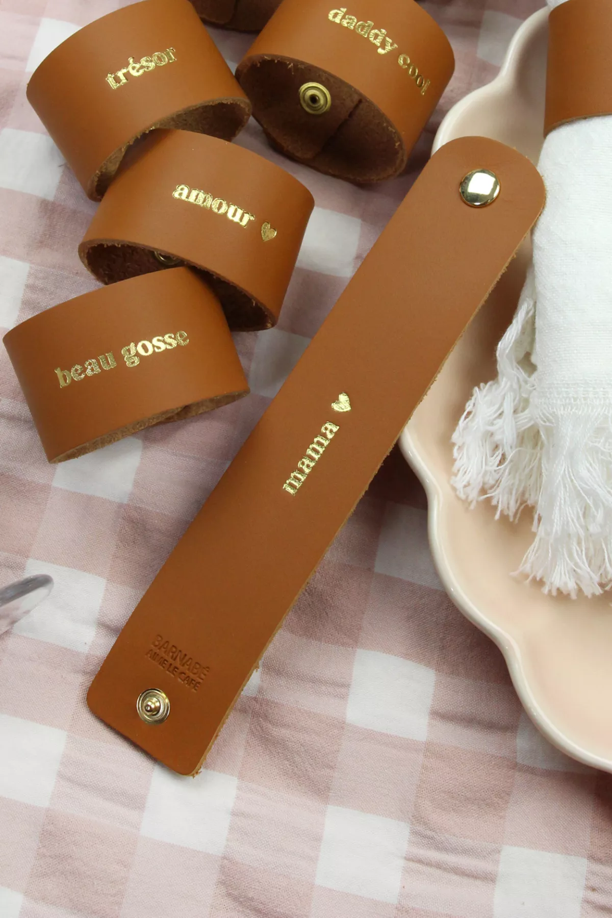 ROND DE SERVIETTE EN CUIR Mama ❤