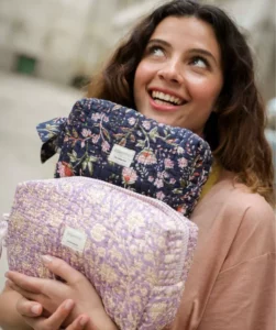 TROUSSE DE TOILETTE ANJALI LILAS – Image 3