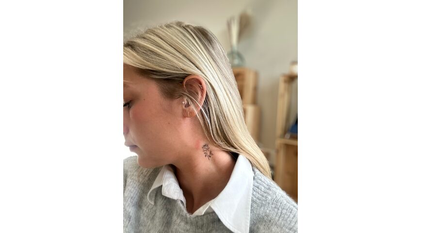 LOVELY SIOOU - ROSE NOIRE – Image 5