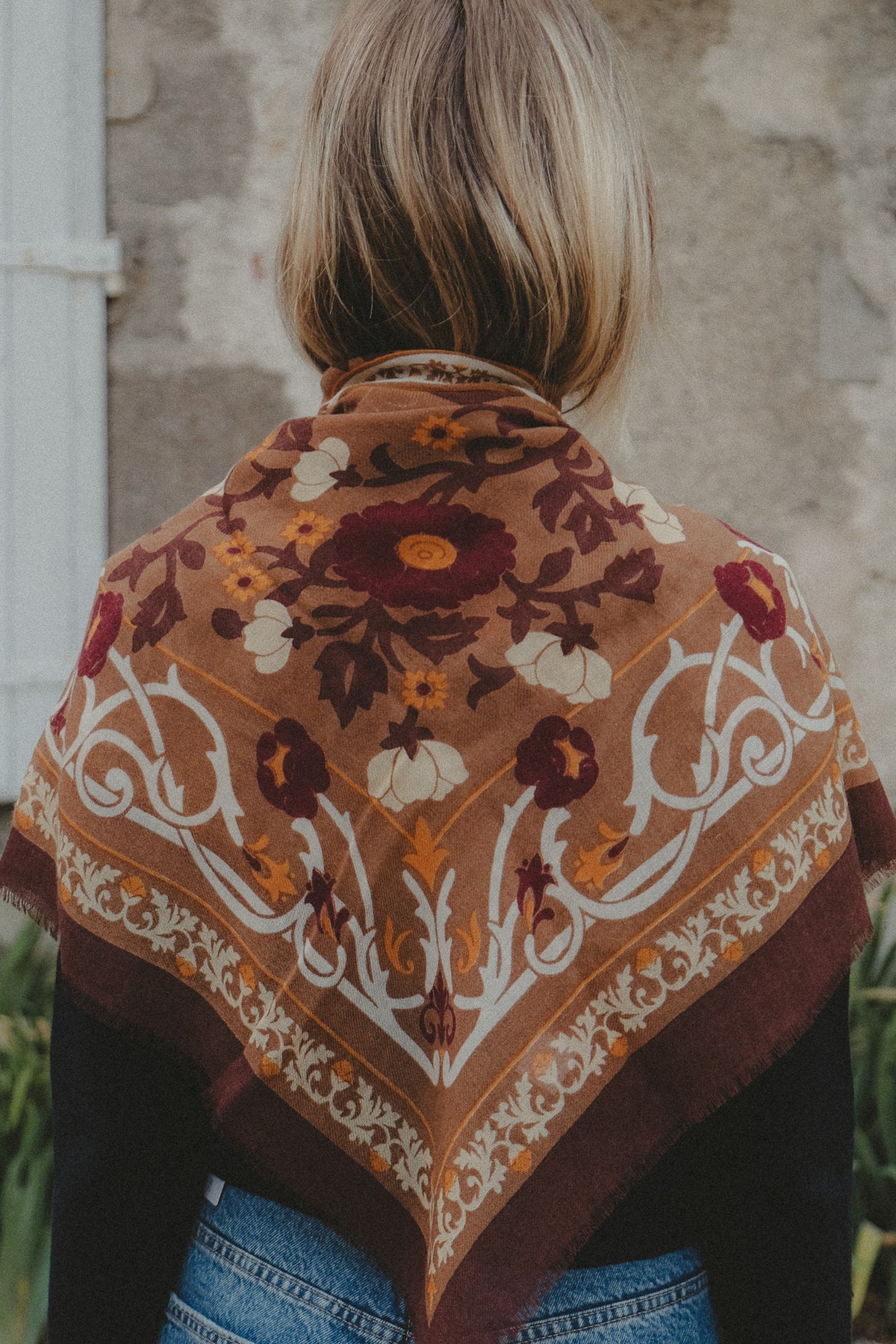 FOULARD MARIE ANTOINETTE CAMEL BEIGE – Image 3