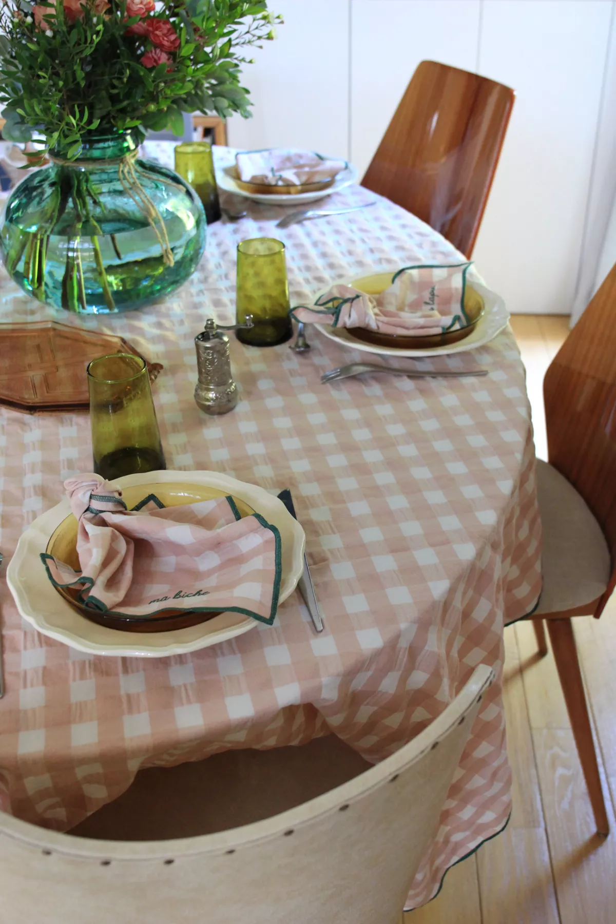 SERVIETTE DE TABLE BRODÉE MACARON - MON COEUR – Image 2