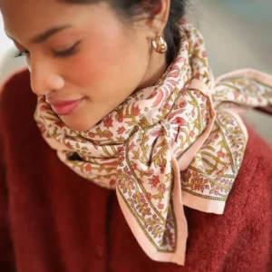 FOULARD GRAND FORMAT PALMYRE ROSE POUDRE