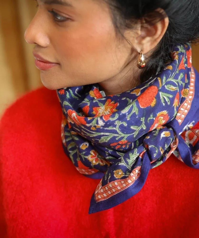 FOULARD GRAND FORMAT Mina Indigo – Image 3