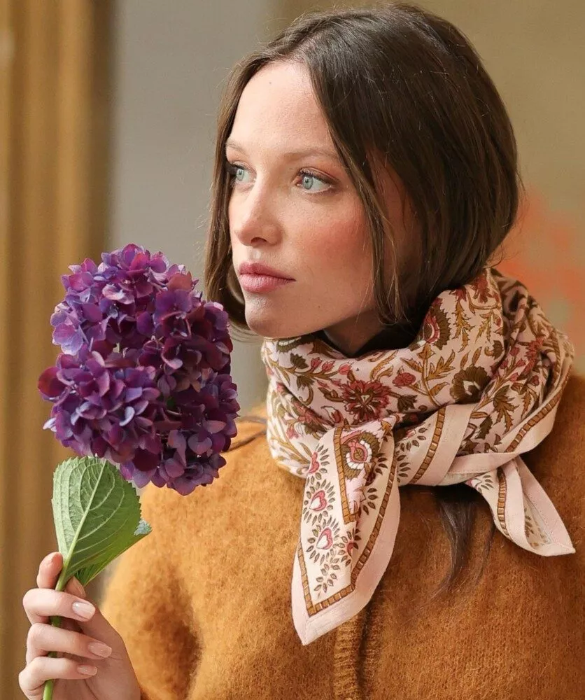 FOULARD GRAND FORMAT Mina rose poudre