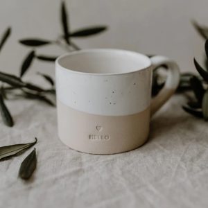 Tasse en grès Hello