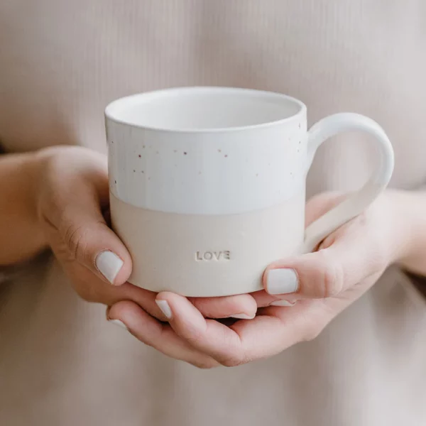Tasse en grès Love