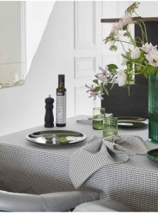 SET  de 2 SERVIETTES DE TABLE CAVIAR – Image 3