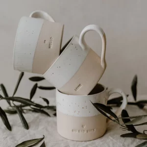 Tasse en grès Love – Image 3