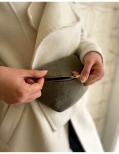 Sac Banane En Coton Léo - Kaki – Image 4