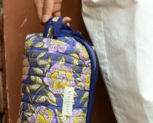 "MIMI" LA PETITE TROUSSE DE TOILETTE BLEU – Image 3