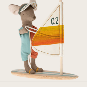 Souris, surfeur, grand frère