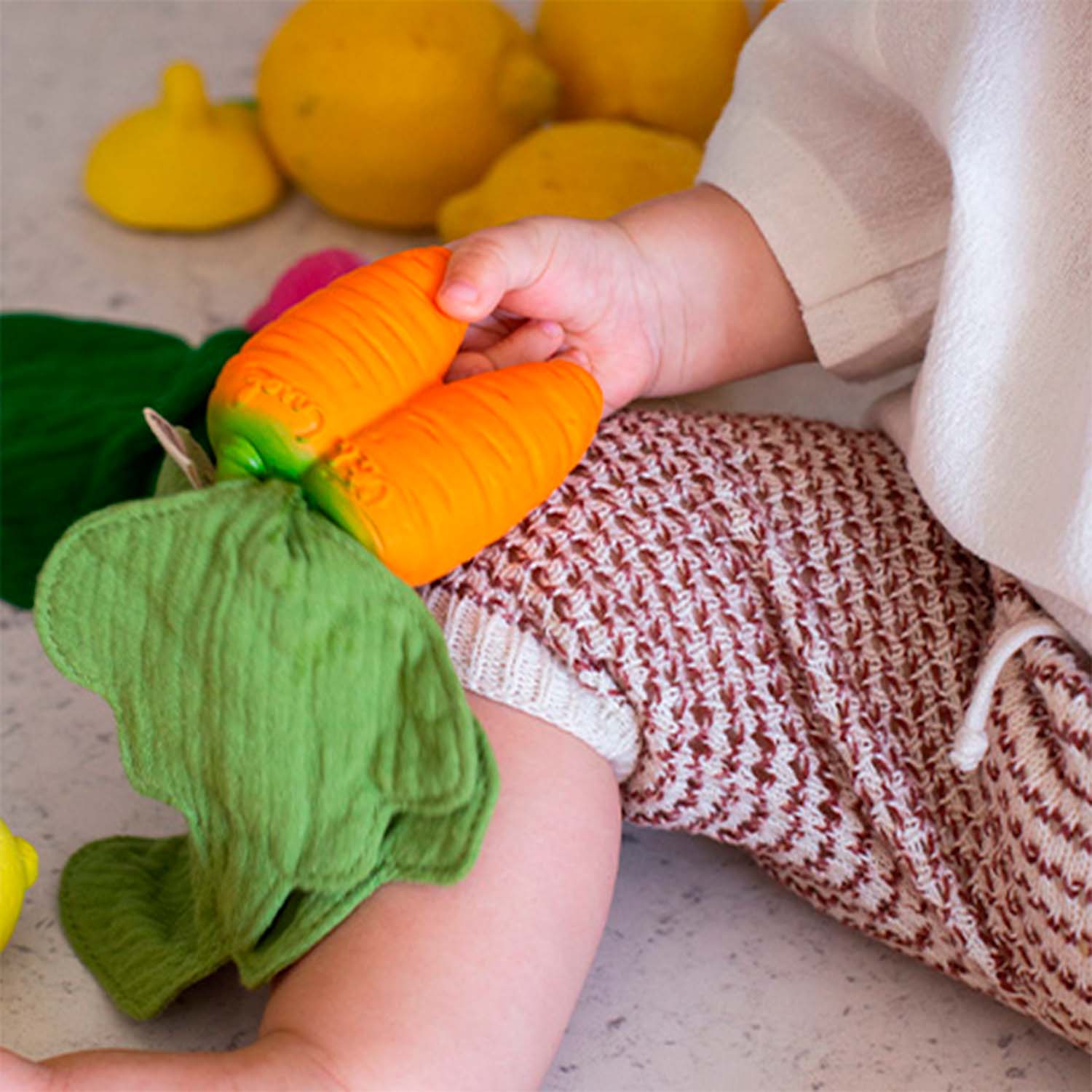Cathy the Carrot Mini Doudou-Anneau Dentition Bébé – Image 6