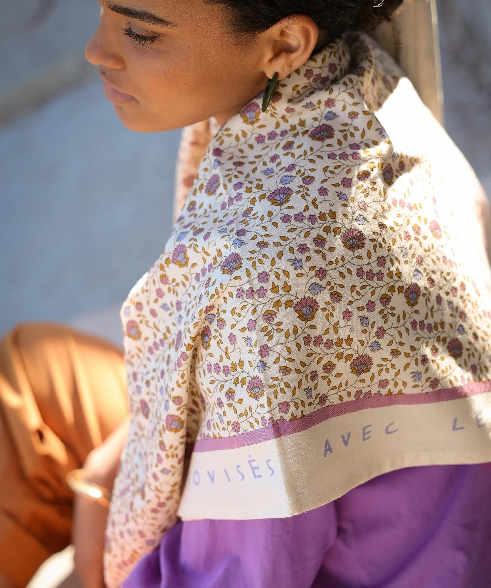 FOULARD GRAND FORMAT Rosa Violette – Image 3